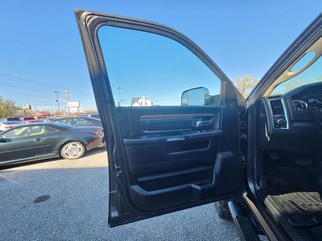 RAM 2500 Laramie 4x4 Crew Cab 6'4" Box 2017