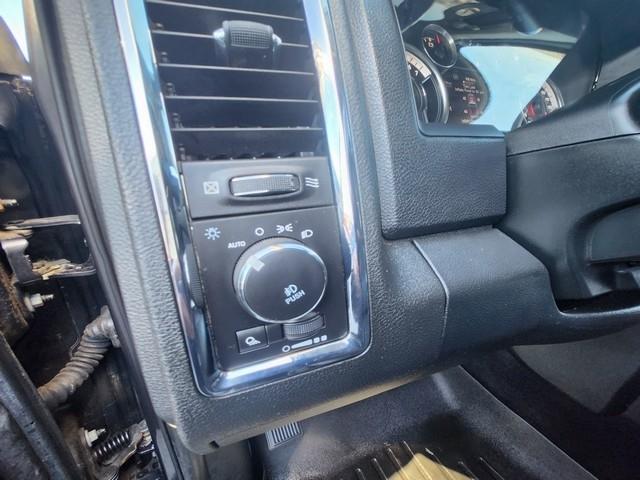 RAM 2500 Laramie 4x4 Crew Cab 6'4" Box 2017