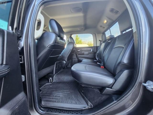 RAM 2500 Laramie 4x4 Crew Cab 6'4" Box 2017