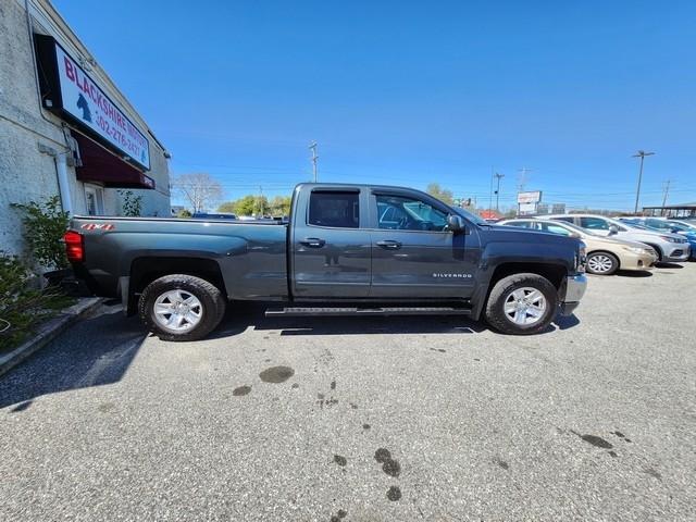 Chevrolet Silverado 1500 4WD Double Cab 143.5" LT w/1LT 2018