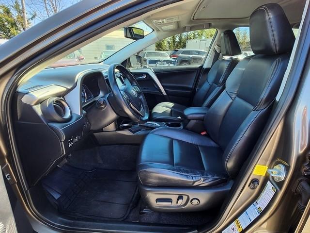 Toyota RAV4 AWD 4dr Limited (Natl) 2015