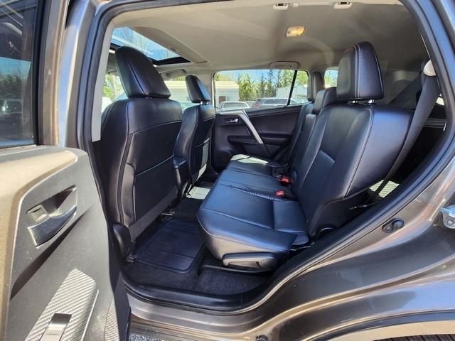 Toyota RAV4 AWD 4dr Limited (Natl) 2015