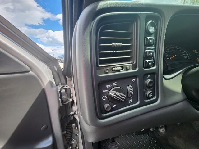 Chevrolet Silverado 1500 Ext Cab 143.5" WB 4WD Z71 2005