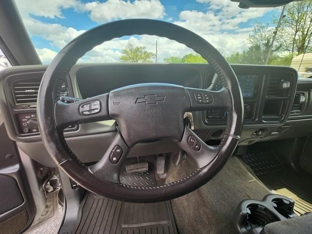 Chevrolet Silverado 1500 Ext Cab 143.5" WB 4WD Z71 2005