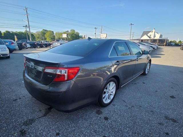 Toyota Camry 4dr Sdn V6 Auto XLE (Natl) 2012