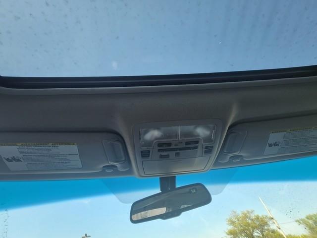 Toyota Camry 4dr Sdn V6 Auto XLE (Natl) 2012