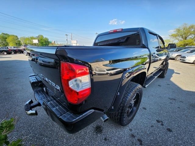 Toyota Tundra 4WD Truck CrewMax 5.7L V8 6-Spd AT Platinum (Natl) 2015