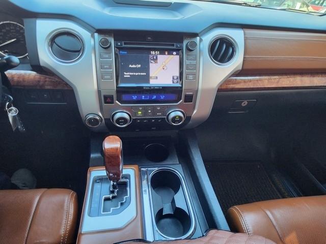 Toyota Tundra 4WD Truck CrewMax 5.7L V8 6-Spd AT Platinum (Natl) 2015