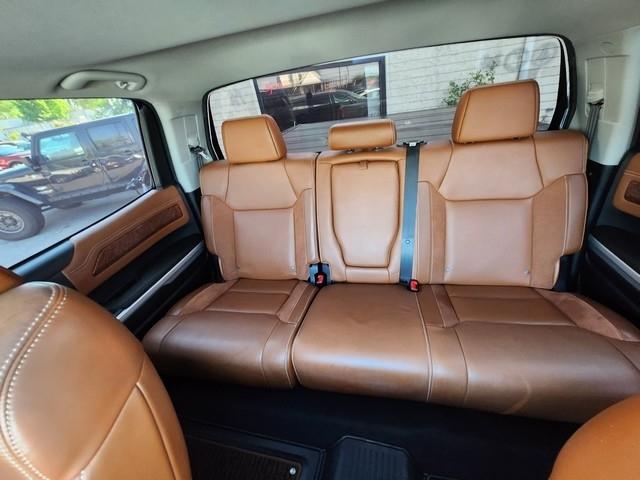 Toyota Tundra 4WD Truck CrewMax 5.7L V8 6-Spd AT Platinum (Natl) 2015