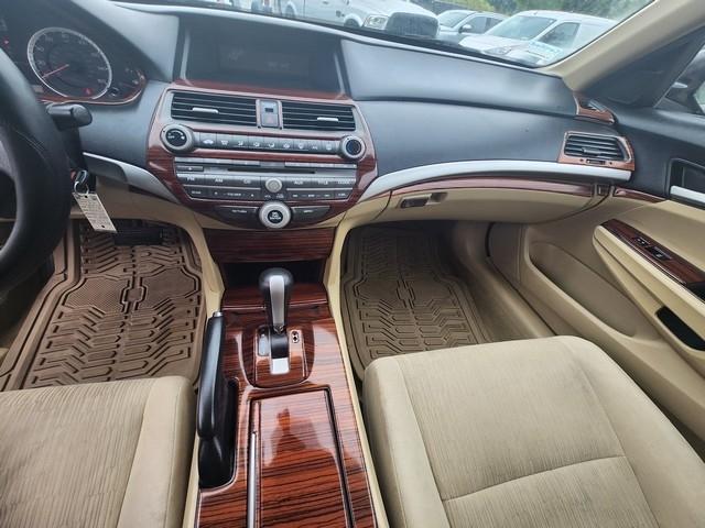 Honda Accord Sdn 4dr I4 Auto LX Premium 2012