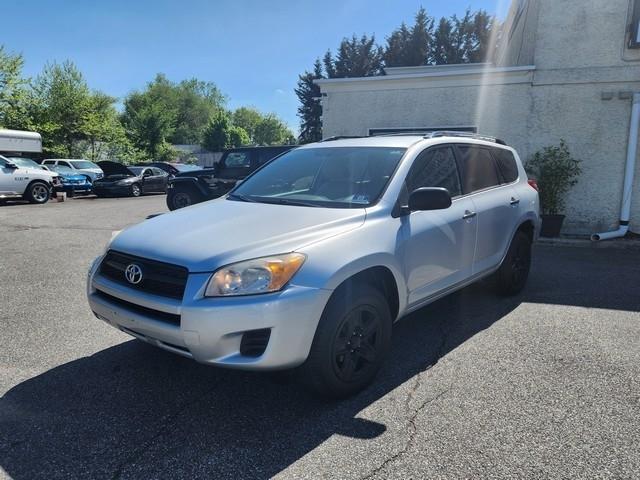 Toyota RAV4 4WD 4dr 4-cyl 4-Spd AT (Natl) 2011