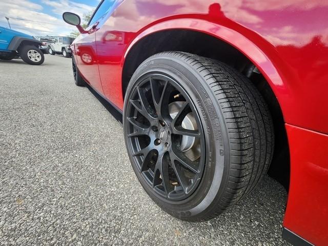 Dodge Challenger 2dr Cpe R/T Plus 2015