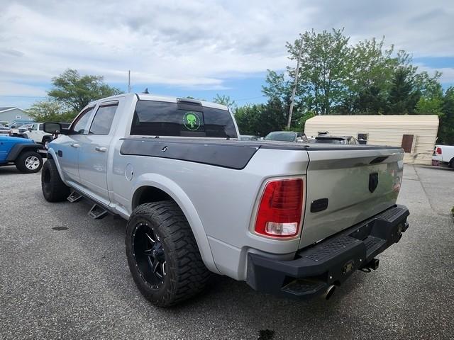 RAM 1500 4WD Crew Cab 149" Longhorn 2014