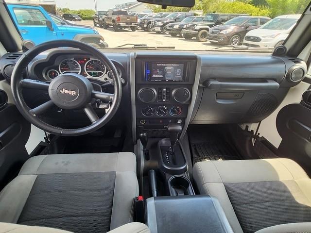 Jeep Wrangler Unlimited 4WD 4dr Sport 2010
