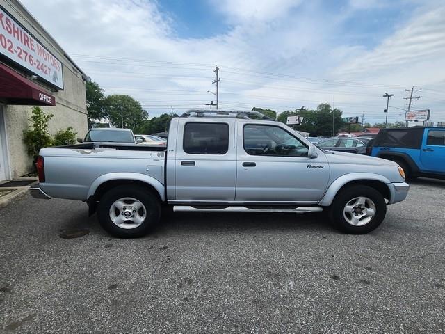 Nissan Frontier 2WD 00 XE Crew Cab V6 Auto 2000