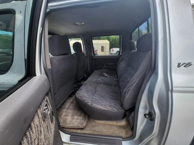 Nissan Frontier 2WD 00 XE Crew Cab V6 Auto 2000