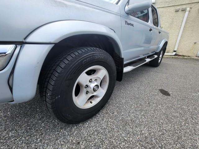 Nissan Frontier 2WD 00 XE Crew Cab V6 Auto 2000