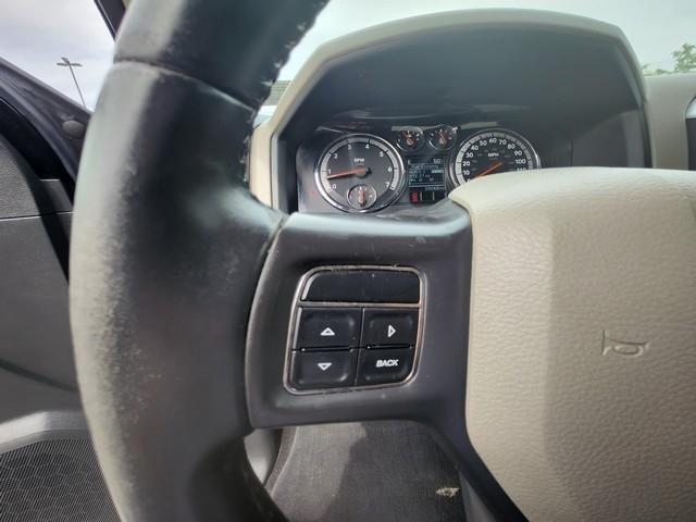 RAM 1500 4WD Quad Cab 140.5" Big Horn 2012