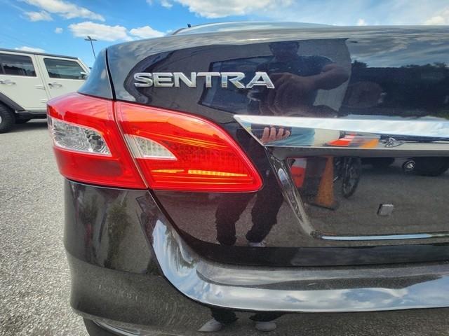 Nissan Sentra 4dr Sdn I4 CVT S 2016