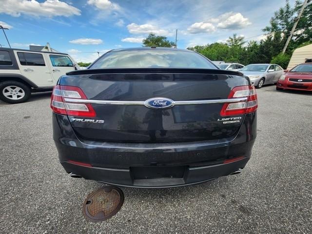 Ford Taurus 4dr Sdn Limited FWD 2013