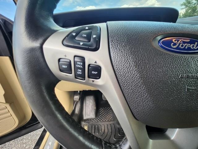 Ford Taurus 4dr Sdn Limited FWD 2013