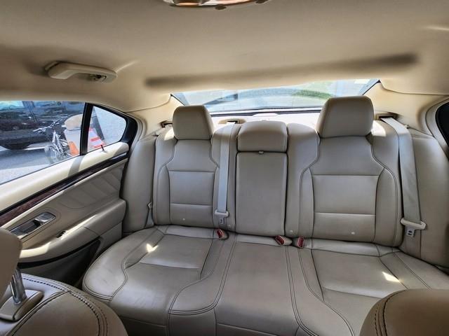 Ford Taurus 4dr Sdn Limited FWD 2013
