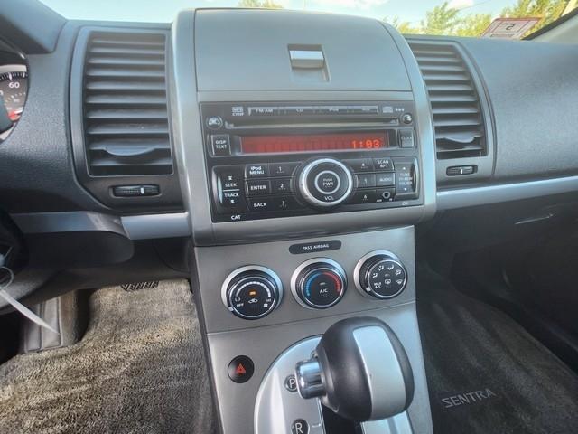 Nissan Sentra 4dr Sdn I4 CVT 2.0 SR 2010
