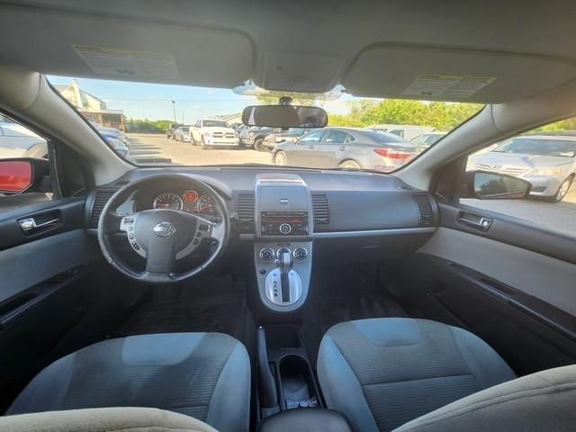 Nissan Sentra 4dr Sdn I4 CVT 2.0 SR 2010