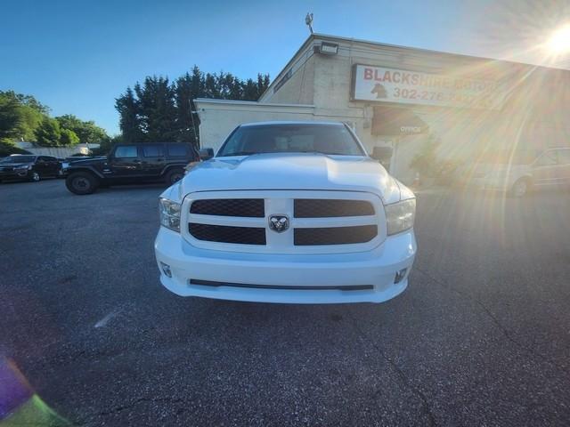 RAM 1500 4WD Quad Cab 140.5" Express 2014