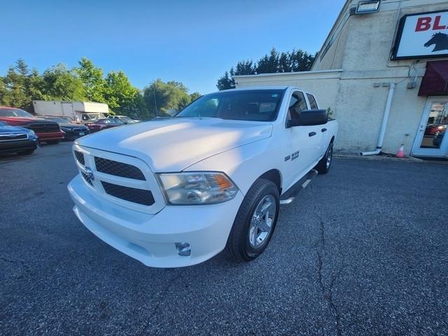 RAM 1500 4WD Quad Cab 140.5" Express 2014