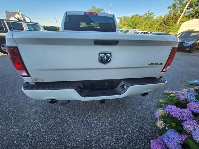 RAM 1500 4WD Quad Cab 140.5" Express 2014