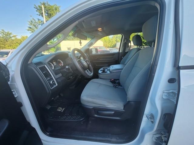 RAM 1500 4WD Quad Cab 140.5" Express 2014