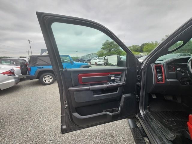 RAM 1500 Rebel 4x4 Crew Cab 5'7" Box 2017