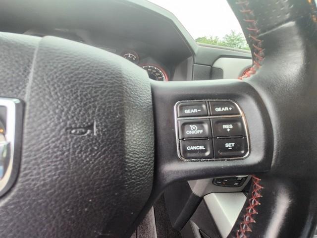 RAM 1500 Rebel 4x4 Crew Cab 5'7" Box 2017