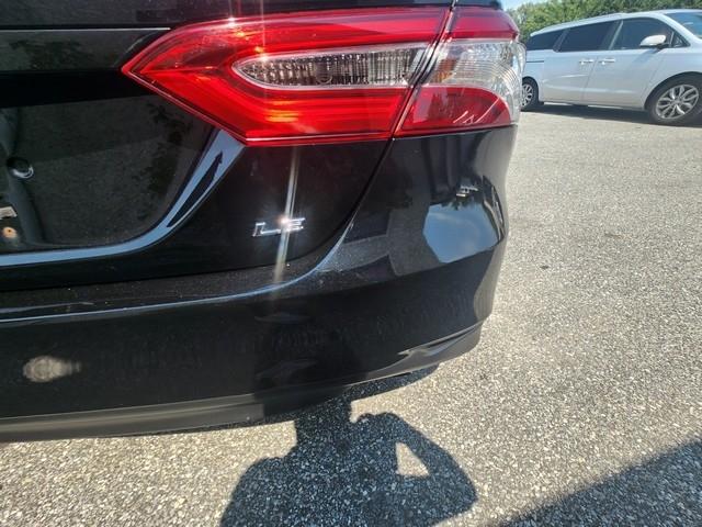 Toyota Camry LE Auto (Natl) 2020