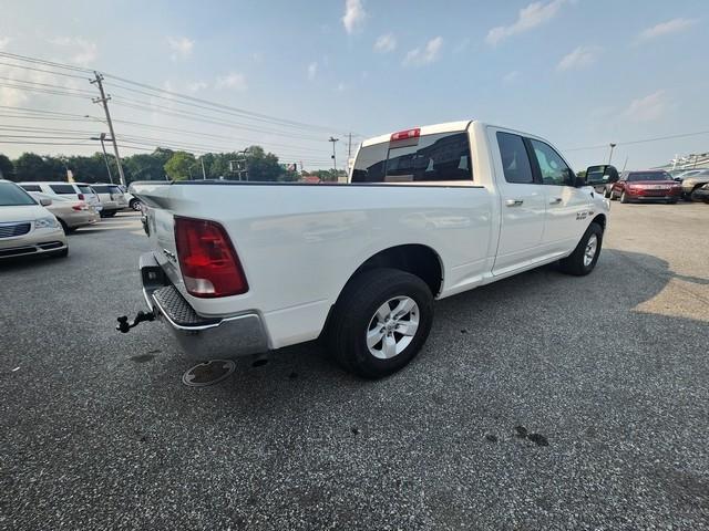 RAM 1500 4WD Quad Cab 140.5" SLT 2016
