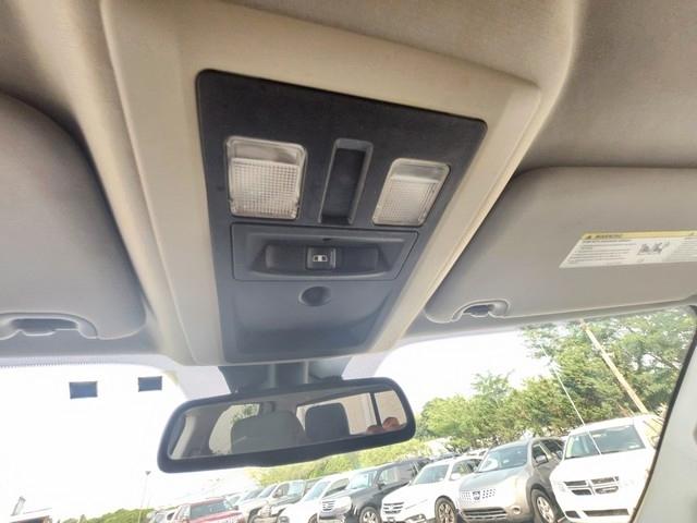 RAM 1500 4WD Quad Cab 140.5" SLT 2016