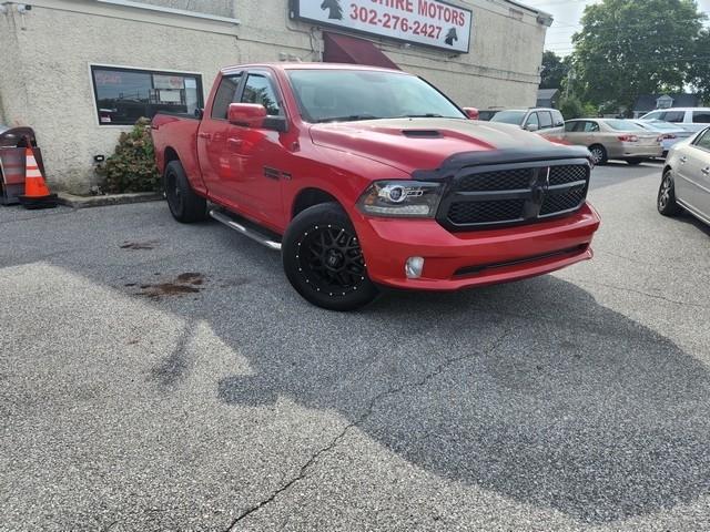 RAM 1500 Night 4x4 Quad Cab 6'4" Box 2017