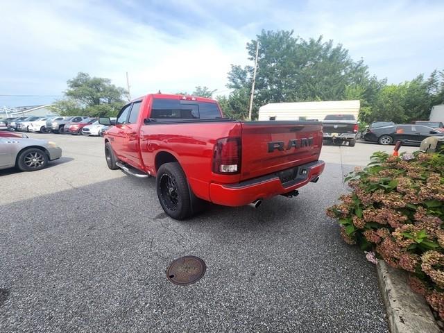 RAM 1500 Night 4x4 Quad Cab 6'4" Box 2017