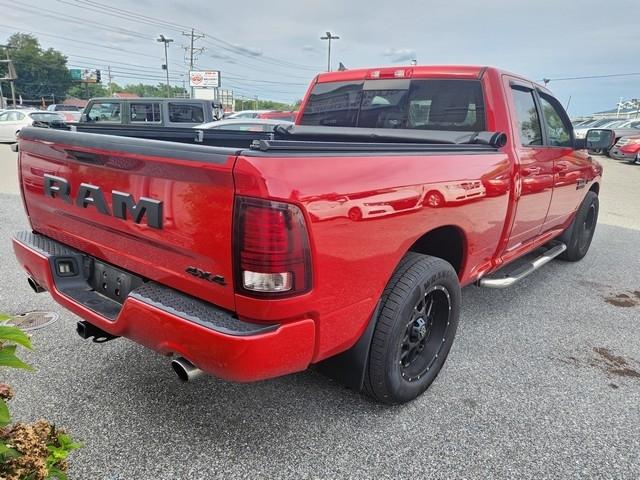 RAM 1500 Night 4x4 Quad Cab 6'4" Box 2017