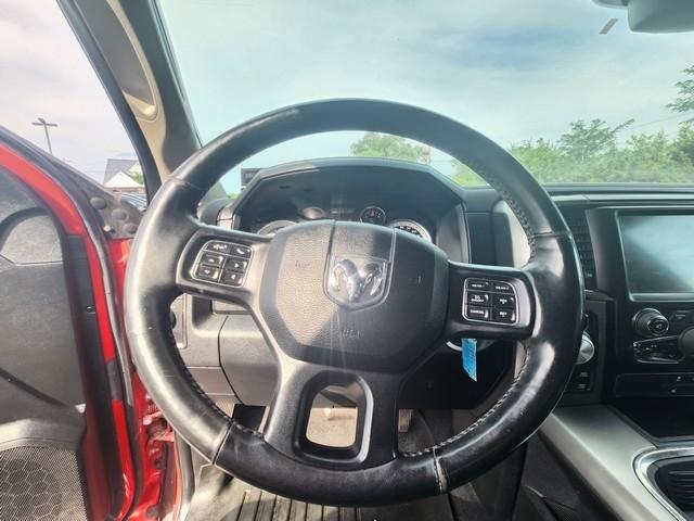 RAM 1500 Night 4x4 Quad Cab 6'4" Box 2017