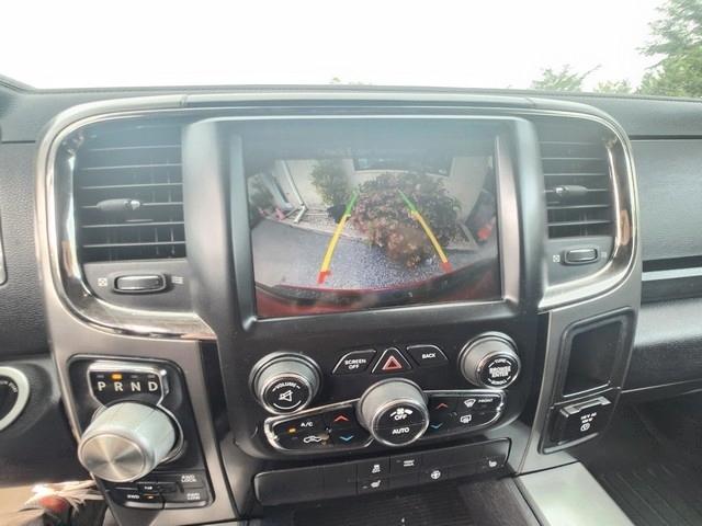 RAM 1500 Night 4x4 Quad Cab 6'4" Box 2017