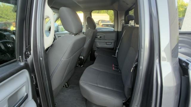 RAM 1500 Classic Warlock 4x4 Quad Cab 6'4" Box 2020
