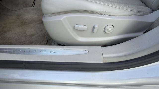 Buick Lucerne 4dr Sdn V6 CXL 2007