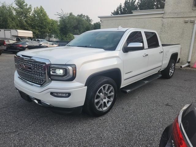 GMC Sierra 1500 4WD Crew Cab 153.0" Denali 2017