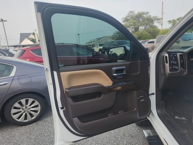 GMC Sierra 1500 4WD Crew Cab 153.0" Denali 2017