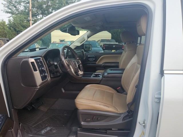 GMC Sierra 1500 4WD Crew Cab 153.0" Denali 2017