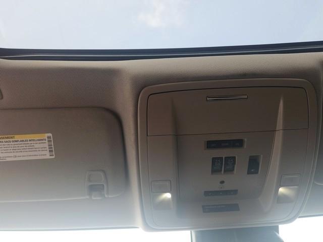 GMC Sierra 1500 4WD Crew Cab 153.0" Denali 2017