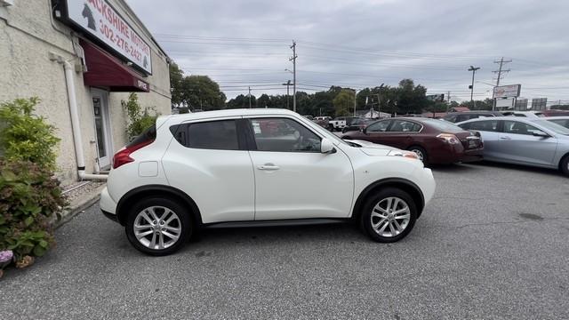 Nissan Juke 5dr Wgn I4 CVT SL AWD 2011