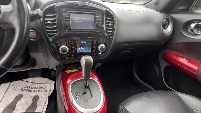 Nissan Juke 5dr Wgn I4 CVT SL AWD 2011